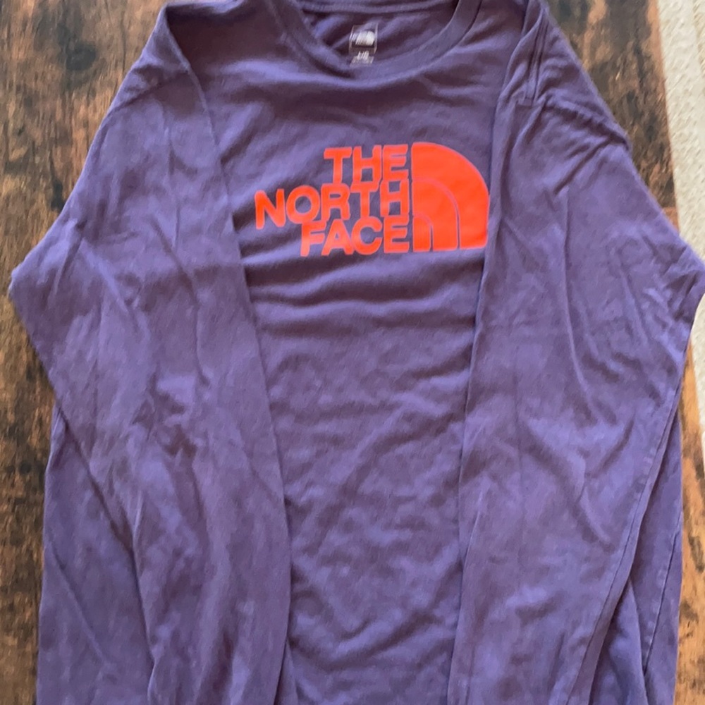 Vintage long sleeve north face tee